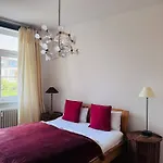 アパート Seeglueck Seeliebe - Charmante Jugendstilwohnung Mit Parkplatz Direkt Im Zentrum Nahe Bahnhof Und Seeufer In