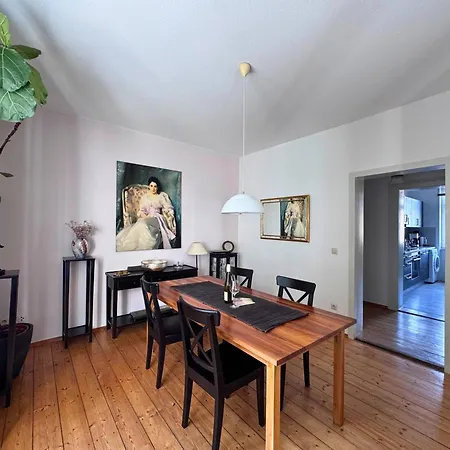 Apartment Seeglueck Seeliebe - Charmante Jugendstilwohnung Mit Parkplatz Direkt Im Zentrum Nahe Bahnhof Und Seeufer In *
