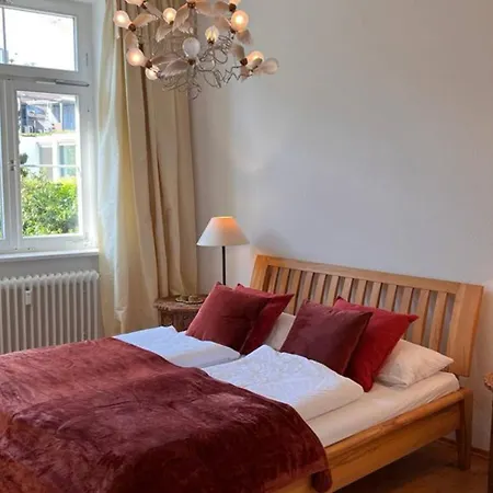 Seeglueck Seeliebe - Charmante Jugendstilwohnung Mit Parkplatz Direkt Im Zentrum Nahe Bahnhof Und Seeufer In *