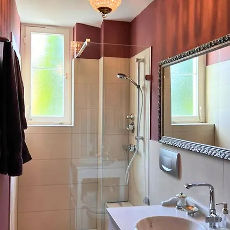 Apartment Seeglueck Seeliebe - Charmante Jugendstilwohnung Mit Parkplatz Direkt Im Zentrum Nahe Bahnhof Und Seeufer In *