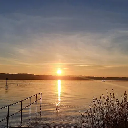 Seeglueck Seeliebe - Charmante Jugendstilwohnung Mit Parkplatz Direkt Im Zentrum Nahe Bahnhof Und Seeufer In Apartamento Constanza