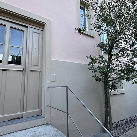 Seeglueck Seeliebe - Charmante Jugendstilwohnung Mit Parkplatz Direkt Im Zentrum Nahe Bahnhof Und Seeufer In Apartment