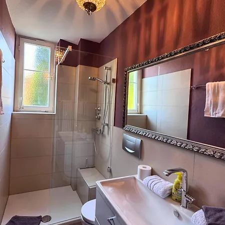 Apartment Seeglueck Seeliebe - Charmante Jugendstilwohnung Mit Parkplatz Direkt Im Zentrum Nahe Bahnhof Und Seeufer In